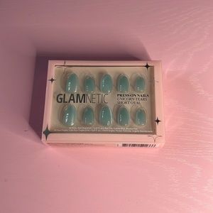 Glamnetic Press On Nails in Unicorn Tears